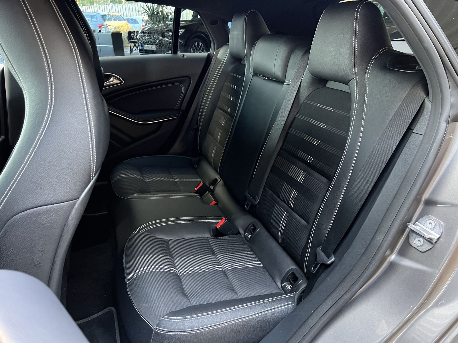 Mercedes-Benz CLA CLA 200 SPB Aut Urban Navi LED-Xen PDC foto 27