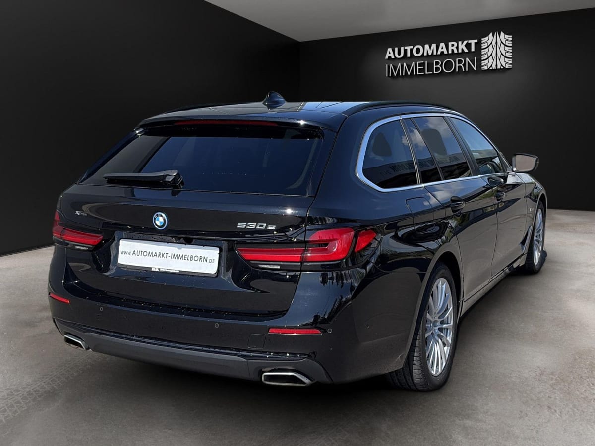 BMW 530 e ALLRAD 4xSH`Leder`LED AHK Navi Live Kamer foto 11
