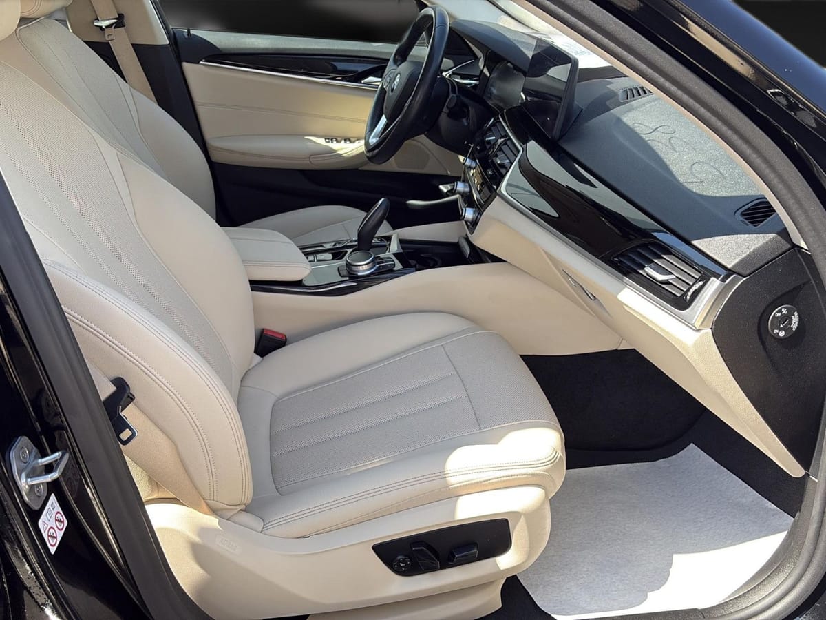 BMW 530 e ALLRAD 4xSH`Leder`LED AHK Navi Live Kamer foto 14