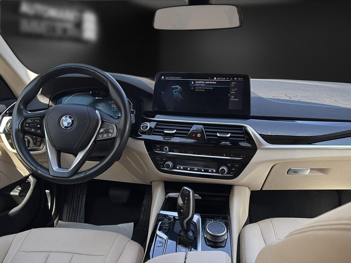 BMW 530 e ALLRAD 4xSH`Leder`LED AHK Navi Live Kamer foto 16