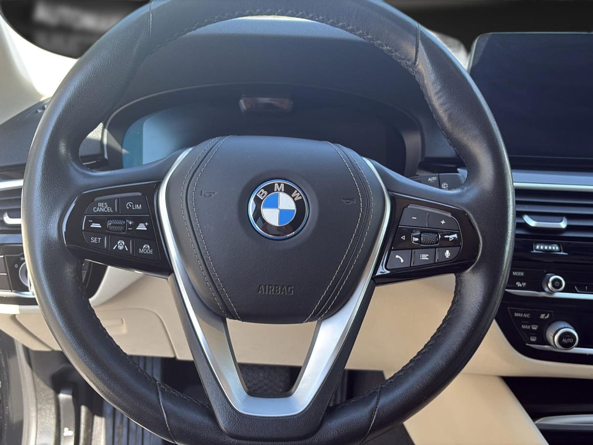 BMW 530 e ALLRAD 4xSH`Leder`LED AHK Navi Live Kamer foto 18