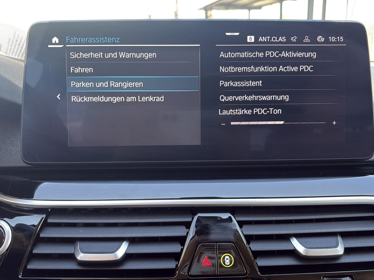 BMW 530 e ALLRAD 4xSH`Leder`LED AHK Navi Live Kamer foto 22