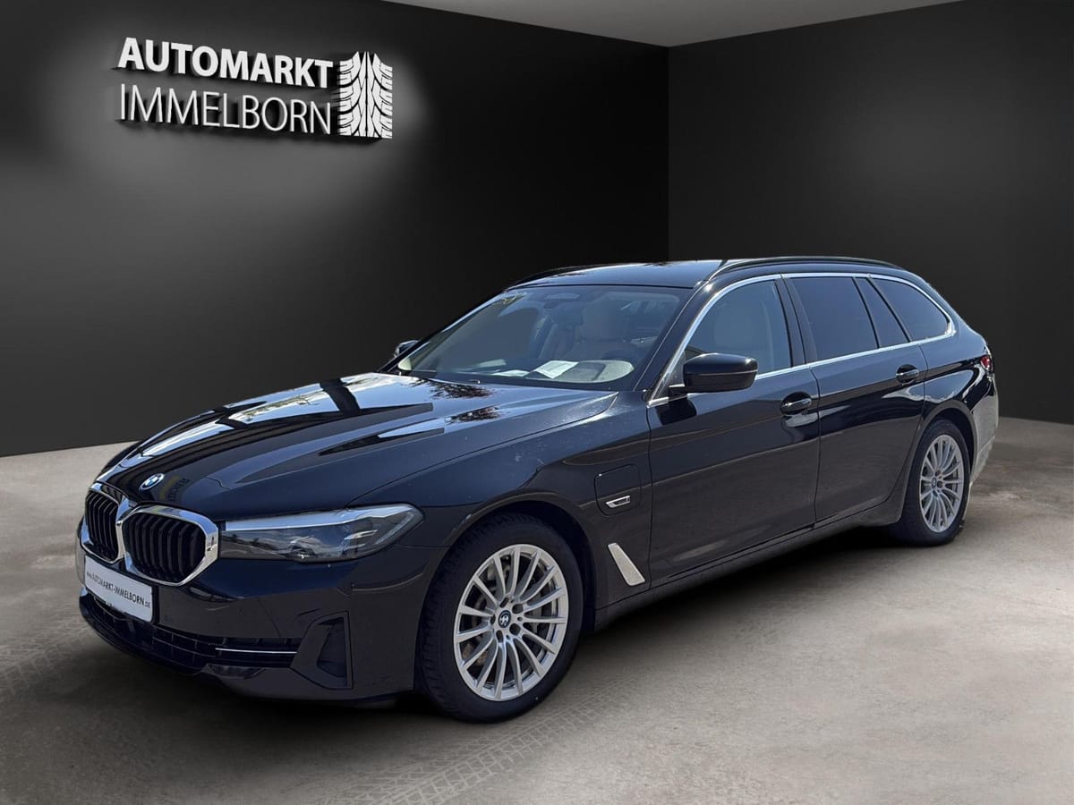 BMW 530 e ALLRAD 4xSH`Leder`LED AHK Navi Live Kamer foto 4