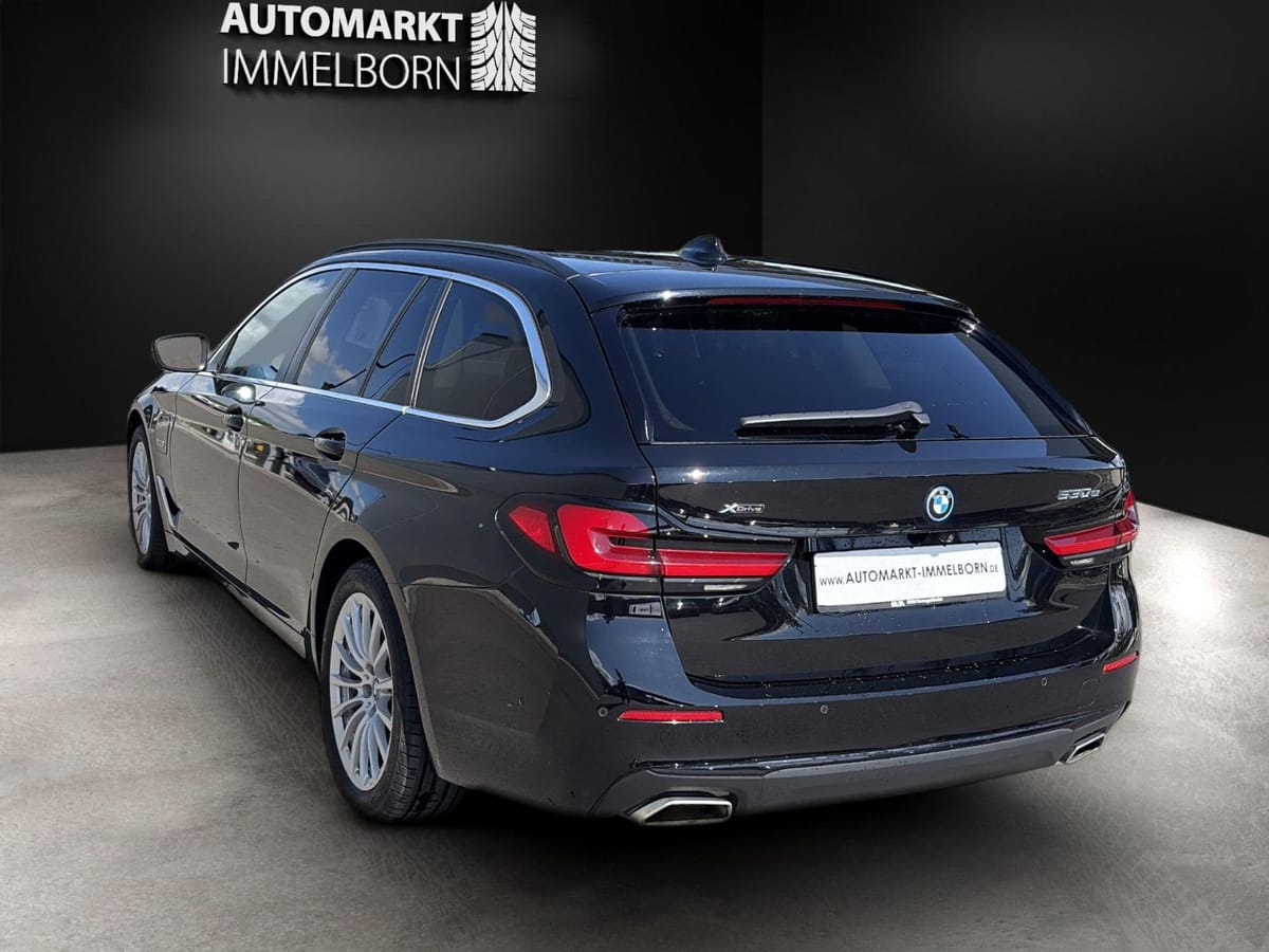 BMW 530 e ALLRAD 4xSH`Leder`LED AHK Navi Live Kamer foto 10