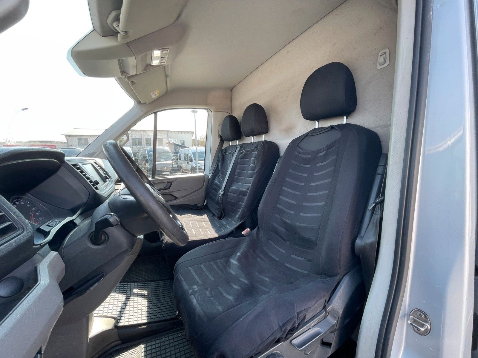 Volkswagen Crafter Kasten inkl. Regalsystem foto 16
