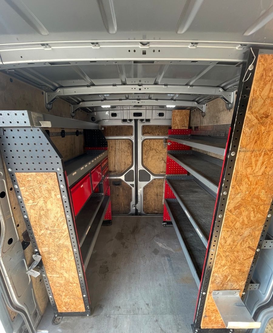 Volkswagen Crafter Kasten inkl. Regalsystem foto 5