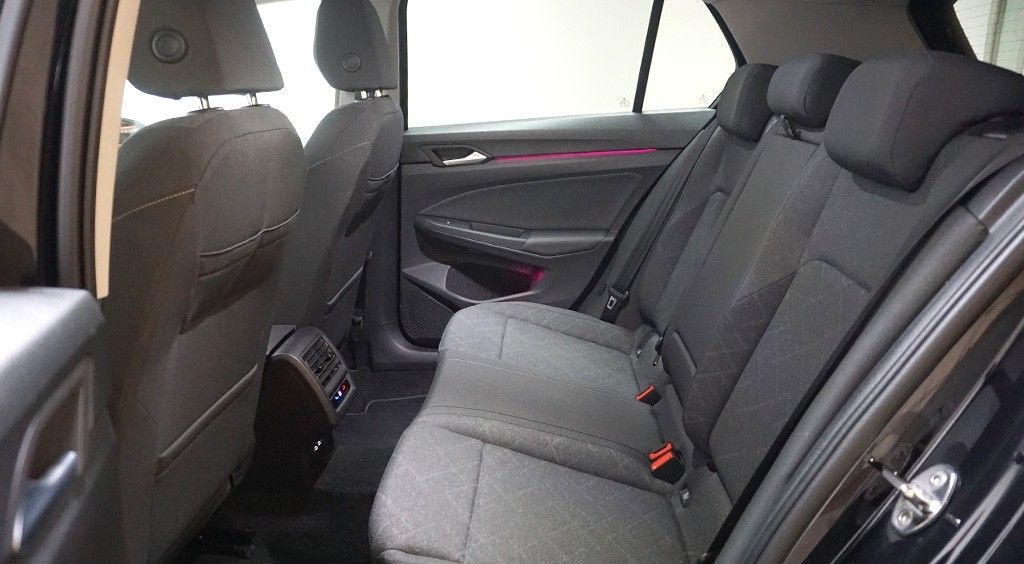 Volkswagen Golf 8 2.0TDI DSG Life Virtual Navi SHZ LED ACC  foto 12