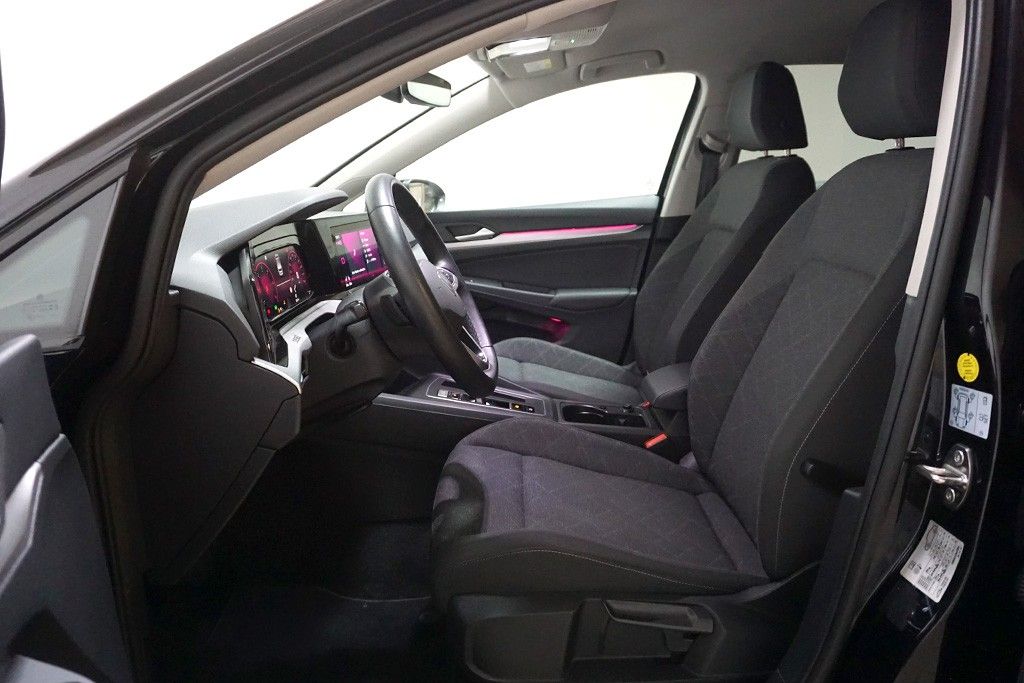 Volkswagen Golf 8 2.0TDI DSG Life Virtual Navi SHZ LED ACC  foto 7