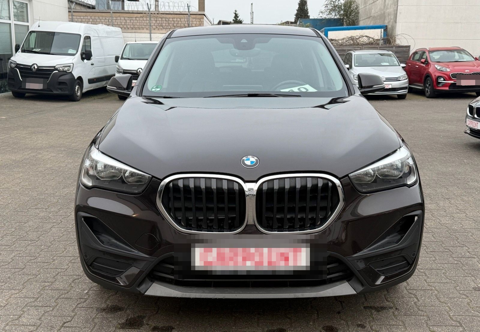 BMW X1 sDrive 18 d Advantage LEDER/KAMERA/PDC/KLIMA foto 2