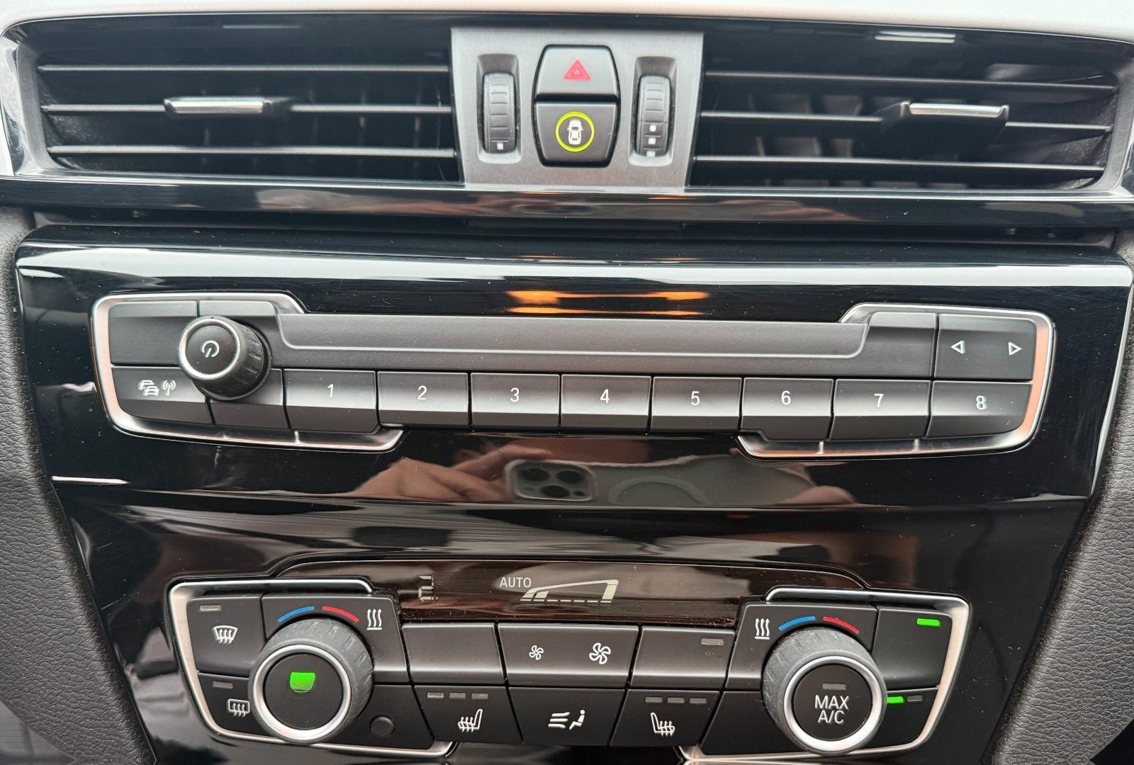 BMW X1 sDrive 18 d Advantage LEDER/KAMERA/PDC/KLIMA foto 14