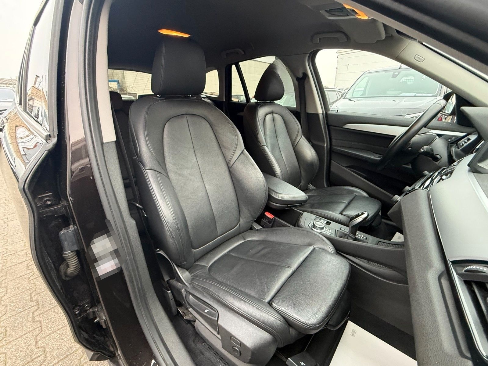BMW X1 sDrive 18 d Advantage LEDER/KAMERA/PDC/KLIMA foto 18