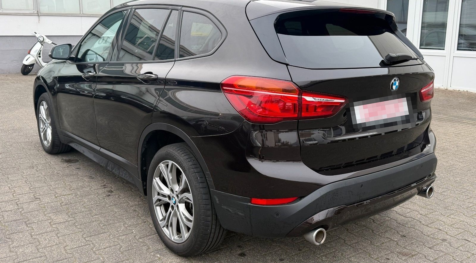 BMW X1 sDrive 18 d Advantage LEDER/KAMERA/PDC/KLIMA foto 7