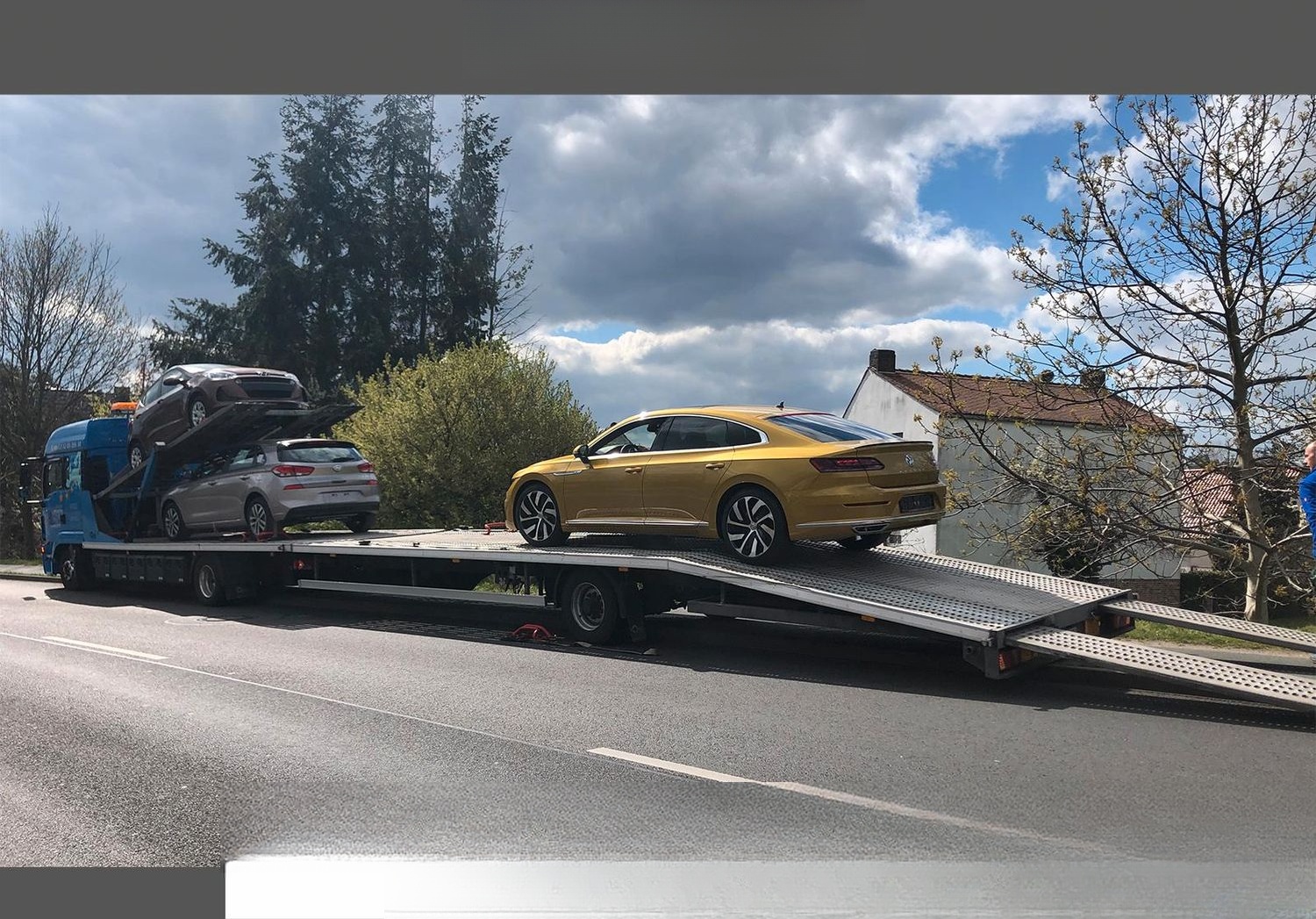 Volkswagen Tiguan 1.5 eTSI MHEV DSG R-Line Pano AZV IQPr... foto 8