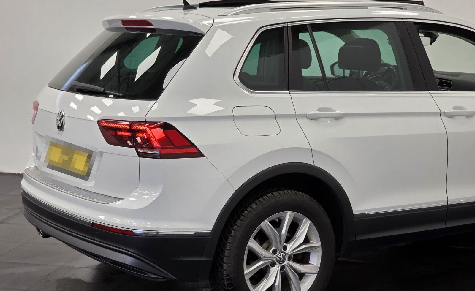 Volkswagen Tiguan Highline 4Motion  LED Pano 360° *Garantie foto 13