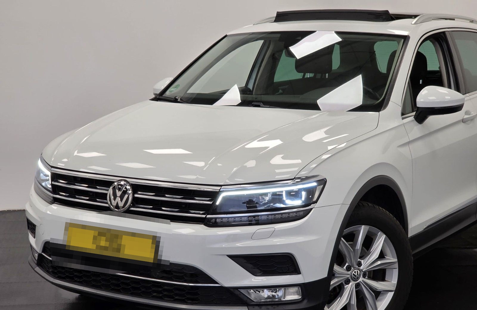 Volkswagen Tiguan Highline 4Motion  LED Pano 360° *Garantie foto 6