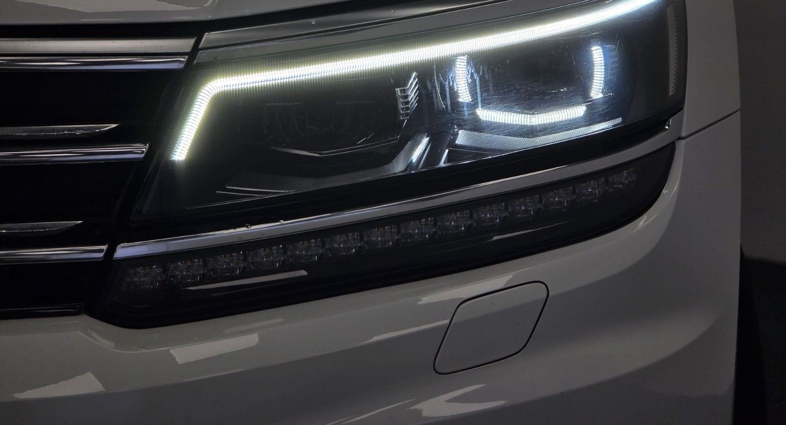 Volkswagen Tiguan Highline 4Motion  LED Pano 360° *Garantie foto 8