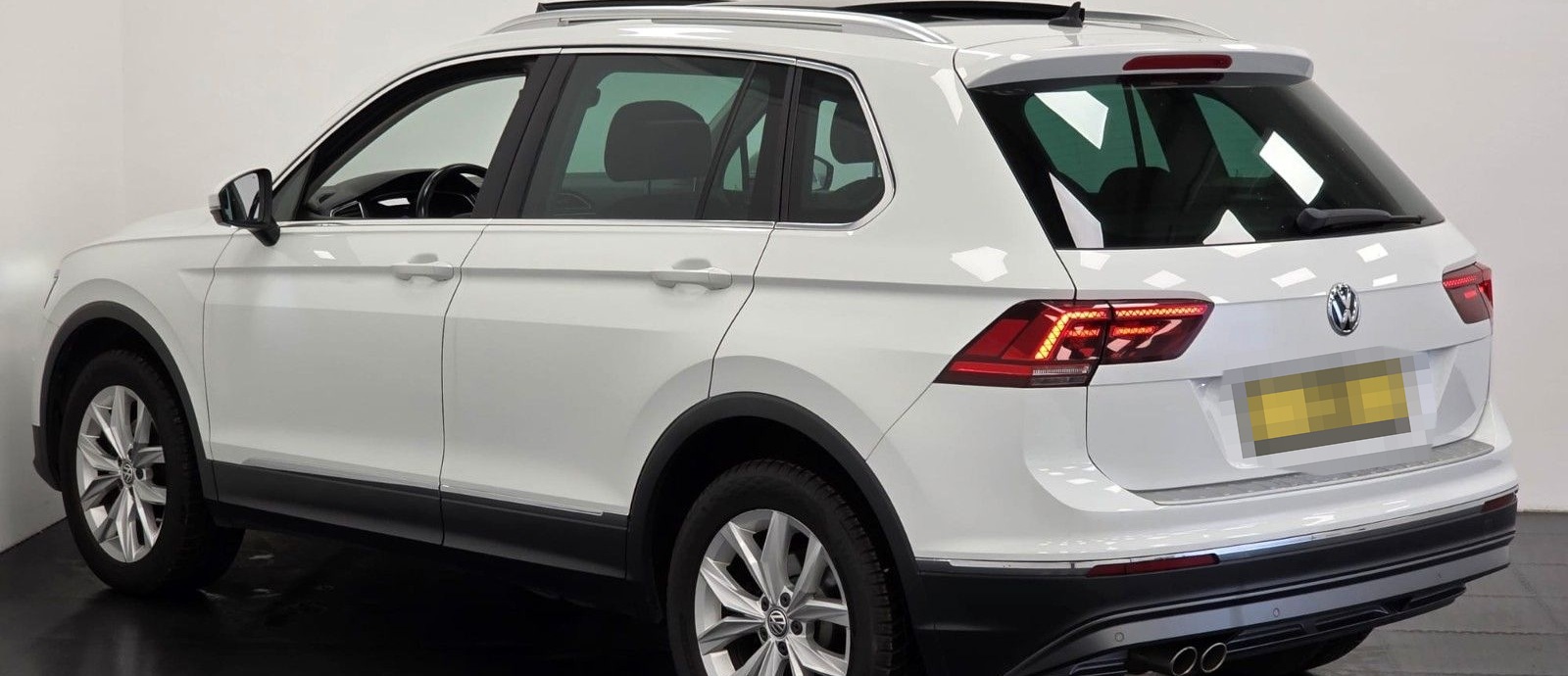 Volkswagen Tiguan Highline 4Motion  LED Pano 360° *Garantie foto 10