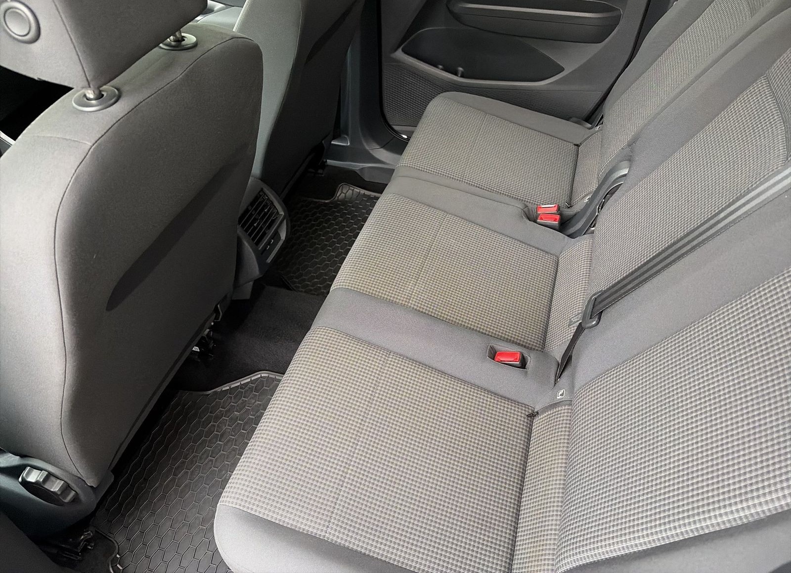 Volkswagen Caddy 2.0 TDI CarPlay|AHK|Navi|KlimaA|LaneAss foto 13