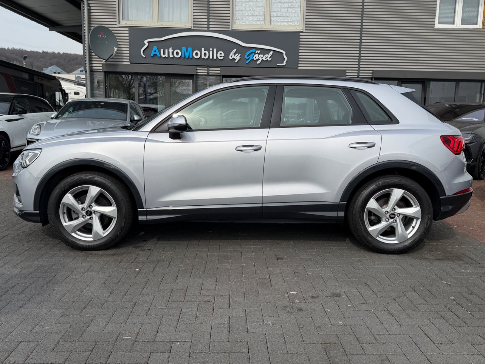 Audi Q3 35 TFSI advanced *1. Hand *Standheiz. *AHK foto 2