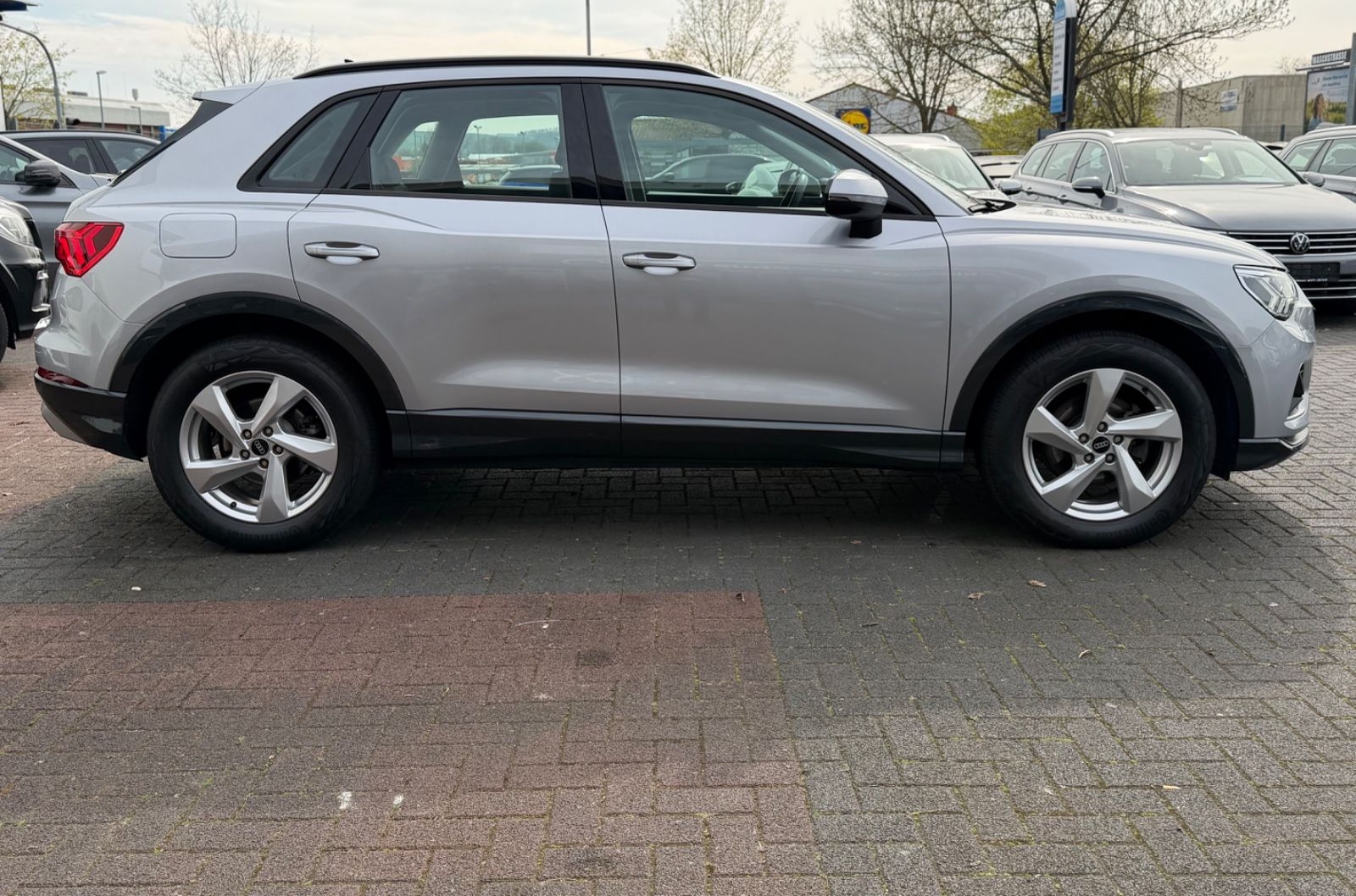 Audi Q3 35 TFSI advanced *1. Hand *Standheiz. *AHK foto 6