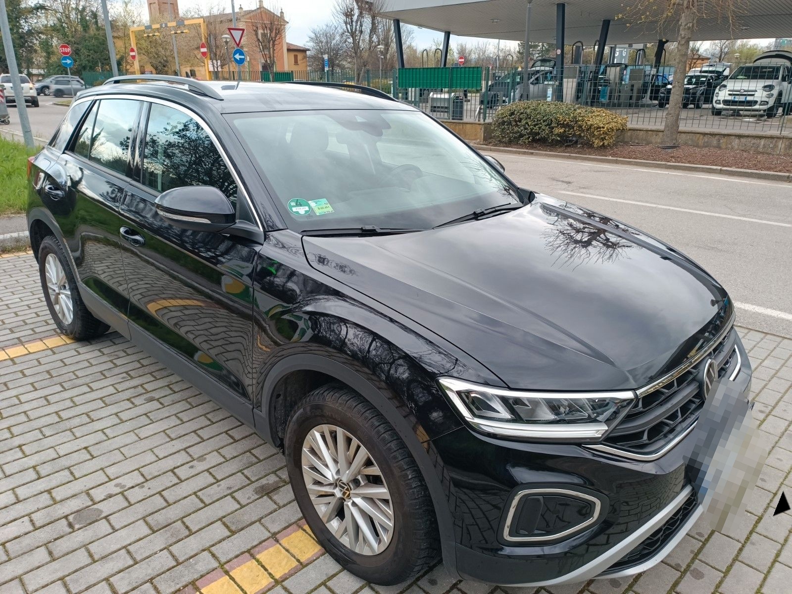 Volkswagen VW T-Roc 1.0 TSI 110 PS Life+ | Bj. 2023 | 35.00 foto 2