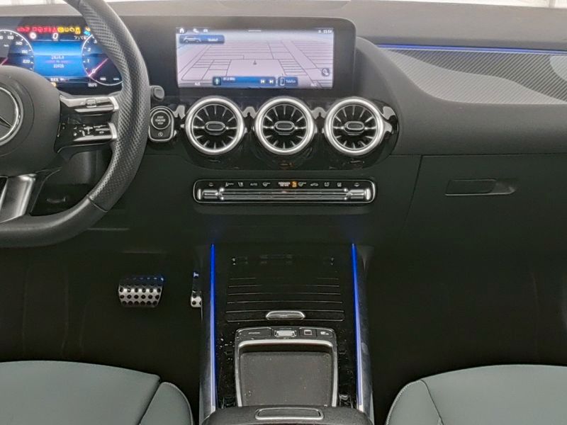 Mercedes-Benz GLA 250 4M AMG AHK+Night+StdHz+360°+Distr+Ambi foto 7