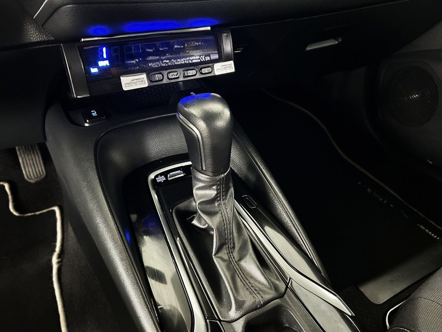 Toyota Corolla Hybrid  Edition /UBER-TAXI/Tüv Neu/Garan foto 11