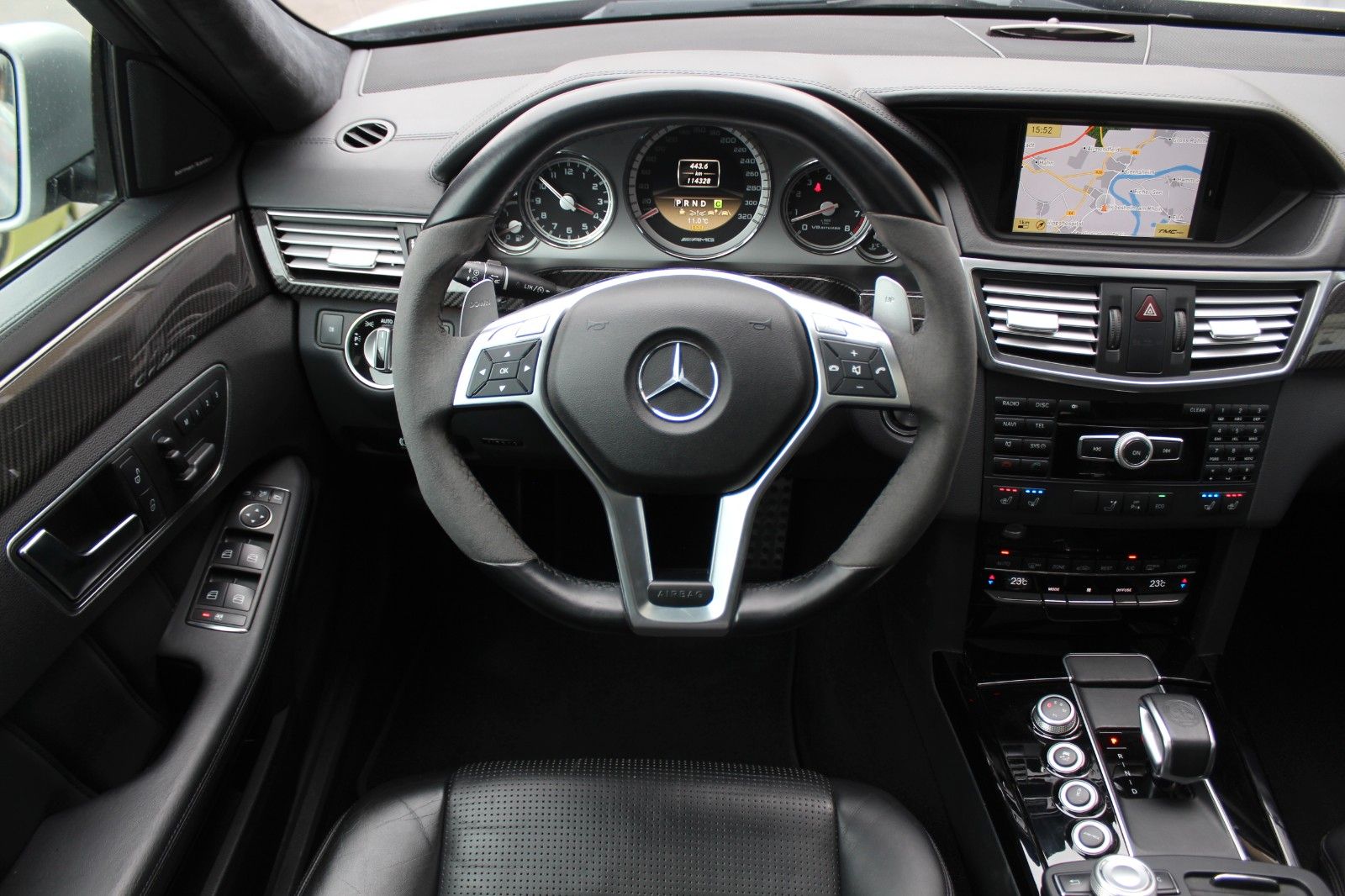 Mercedes-Benz E 63 AMG T Exklusiv Nachtsicht*Panorama*Distroni foto 16