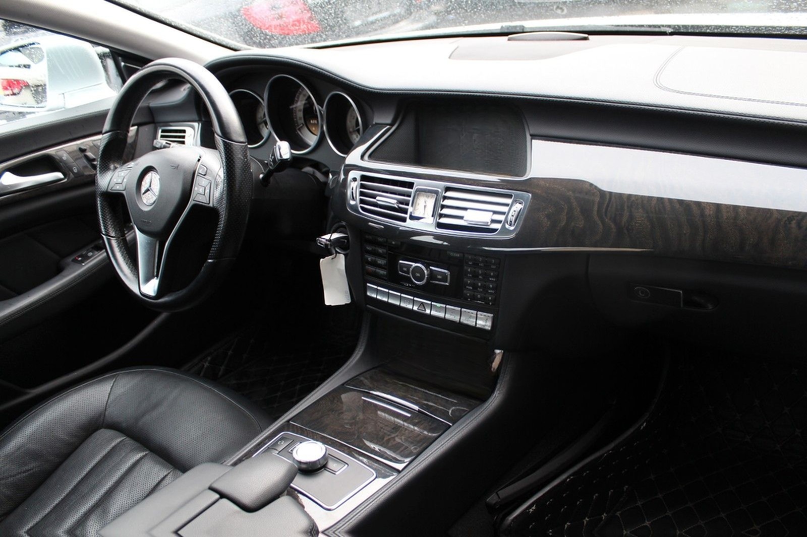 Mercedes-Benz CLS 350 CGI Distronic*Leder*Memory*R-Kamera*LED foto 16