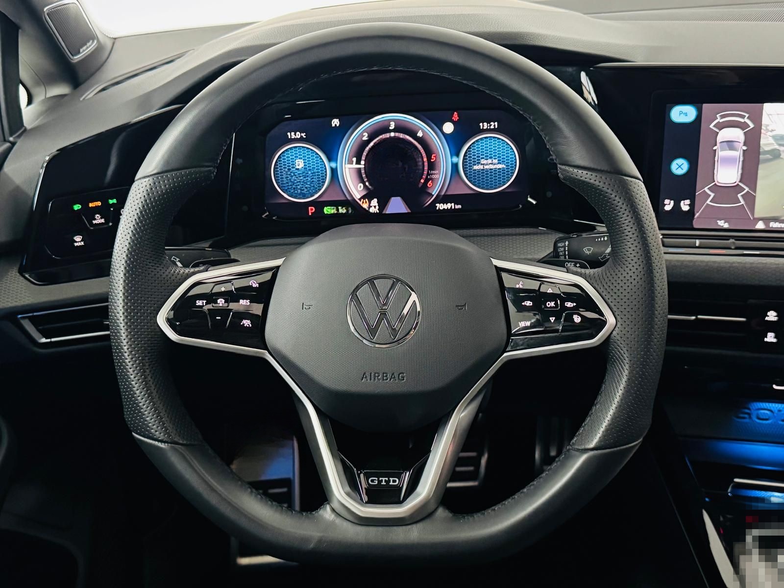 Volkswagen Golf VIII GTD DSG BlackStyle*PANO*AHK*HUD*ViCo* foto 10
