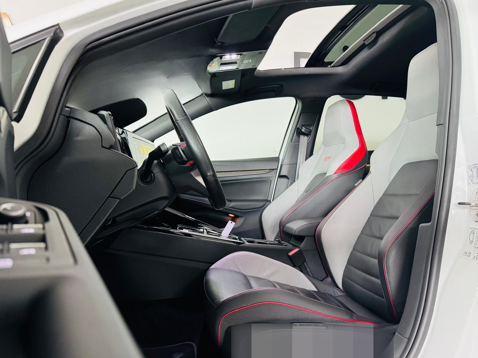 Volkswagen Golf VIII GTI DSG Clubsport BlackStyle*PANO*H&K* foto 8