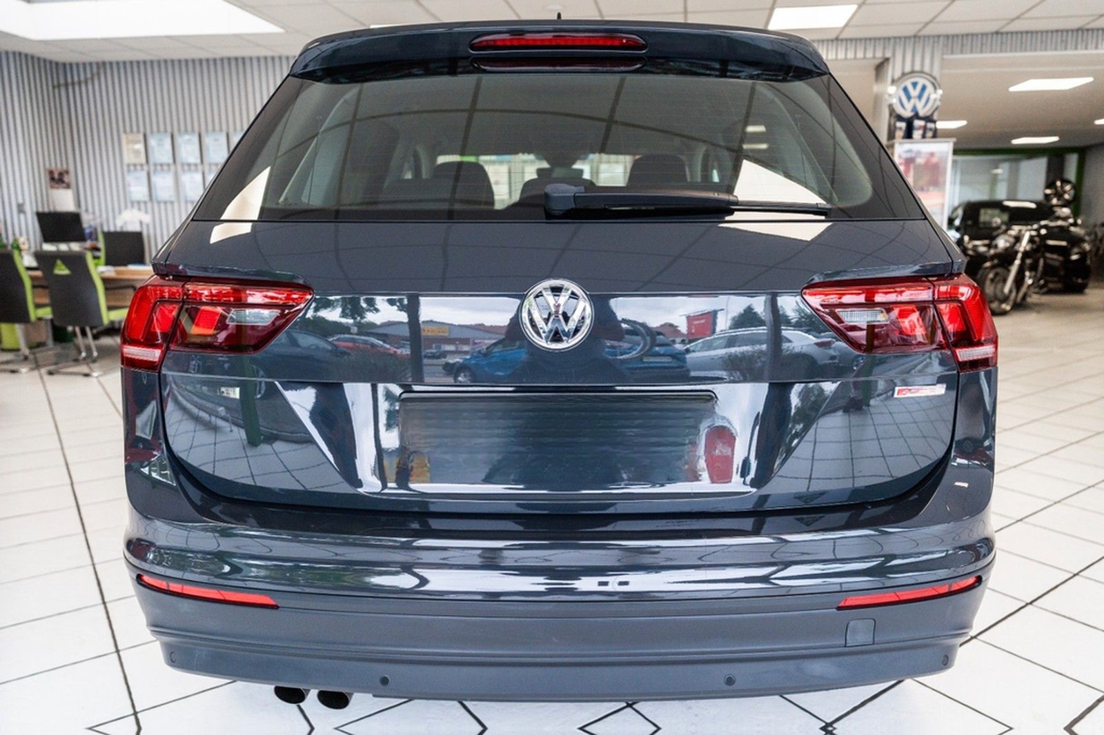Volkswagen Tiguan 4Motion 1.4 Benzin Automatik AHK Navi PDC foto 11