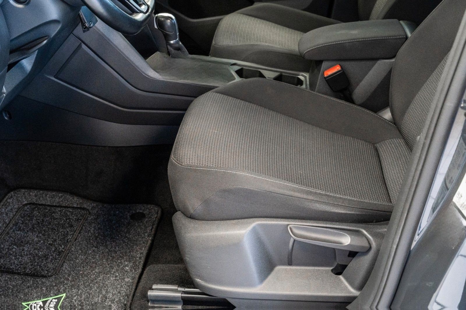 Volkswagen Tiguan 4Motion 1.4 Benzin Automatik AHK Navi PDC foto 17