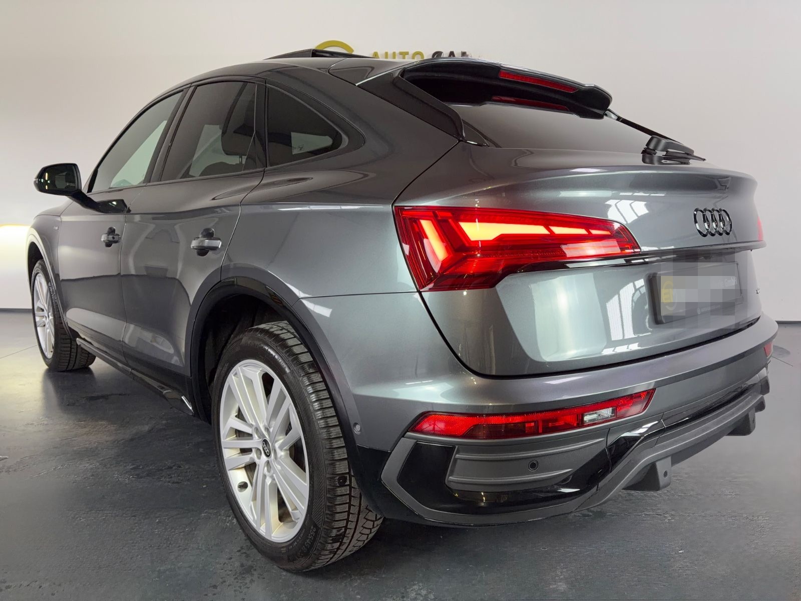 Audi Q5 Sportback 40 TFSI qu S line Pano 360 AHK Matr foto 3