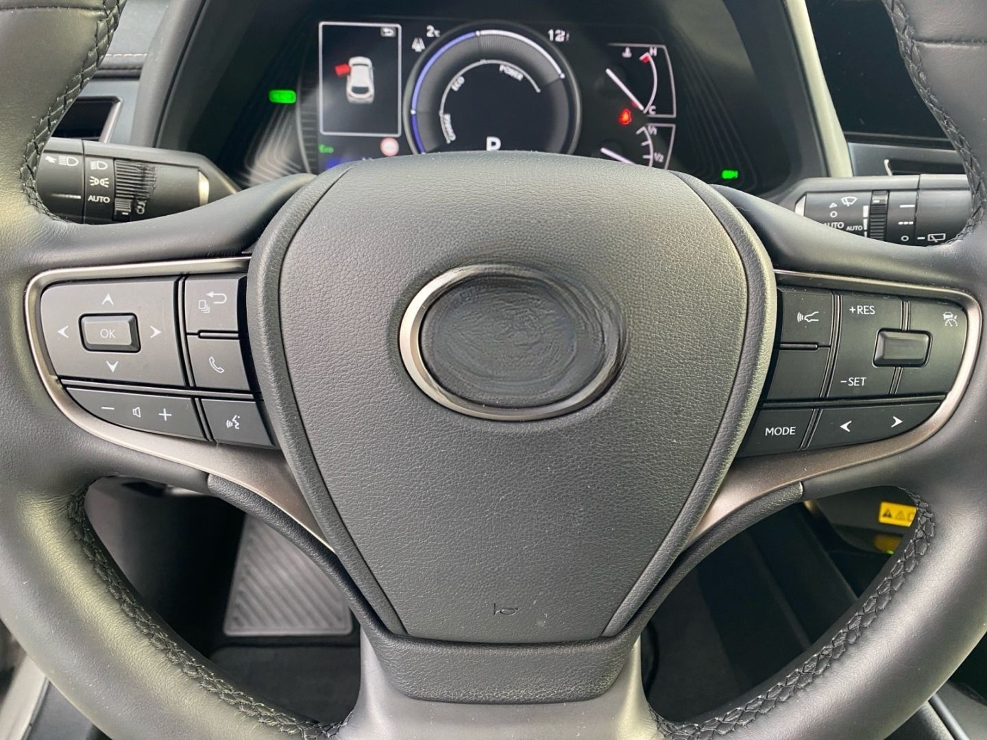 Lexus UX 250h Style Edition *Bi-LED*ACC*CAM*SHZ*CarPla foto 13