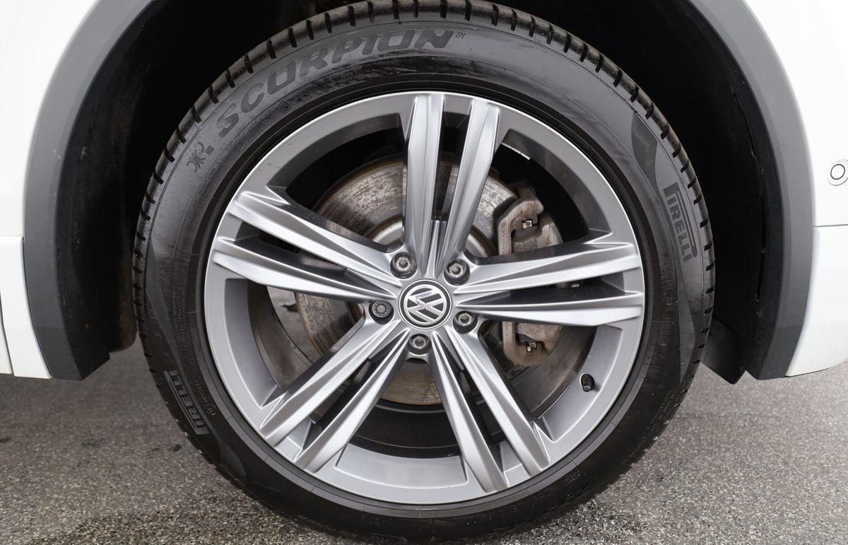 Volkswagen Tiguan Allspace 2.0 TDI DSG 4M Highline R-Line,  foto 18