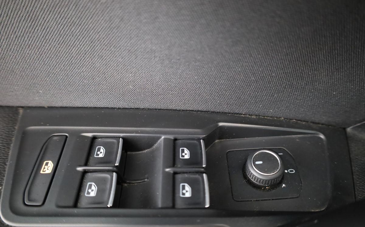 Volkswagen Tiguan Allspace 2.0 TDI DSG 4M Highline R-Line,  foto 10