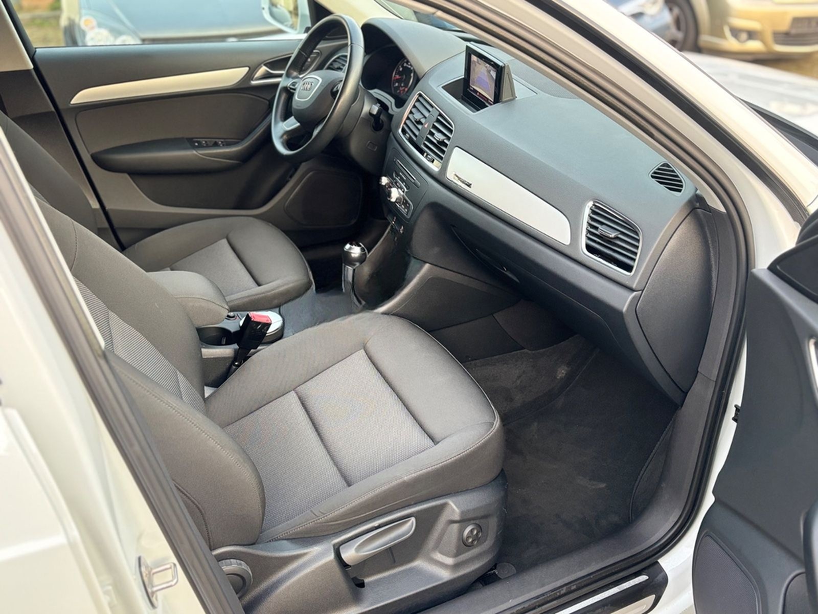 Audi Q3 S-Line*Quattro*Automatik*Scheckheft*90.000KM* foto 14