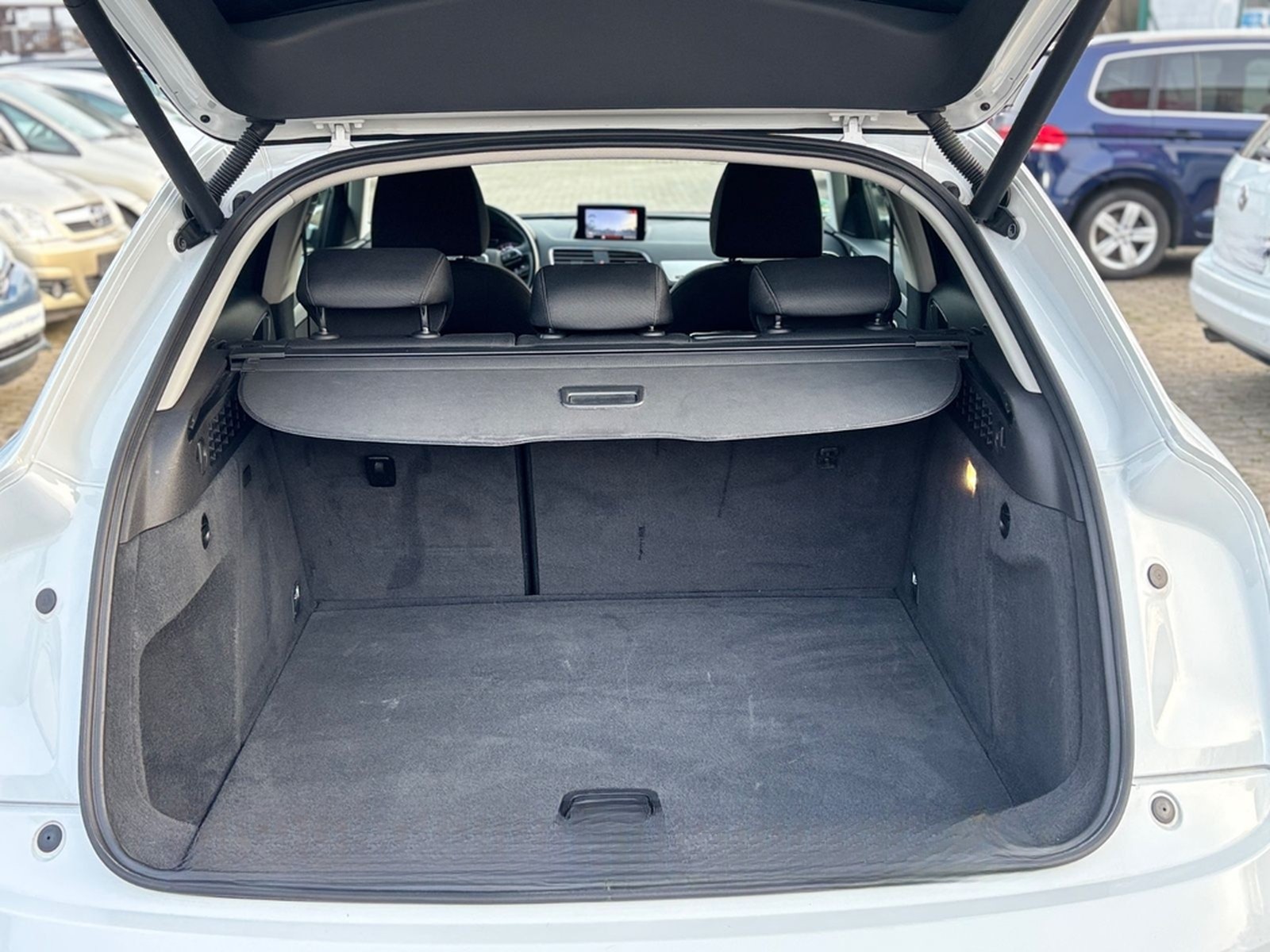 Audi Q3 S-Line*Quattro*Automatik*Scheckheft*90.000KM* foto 17