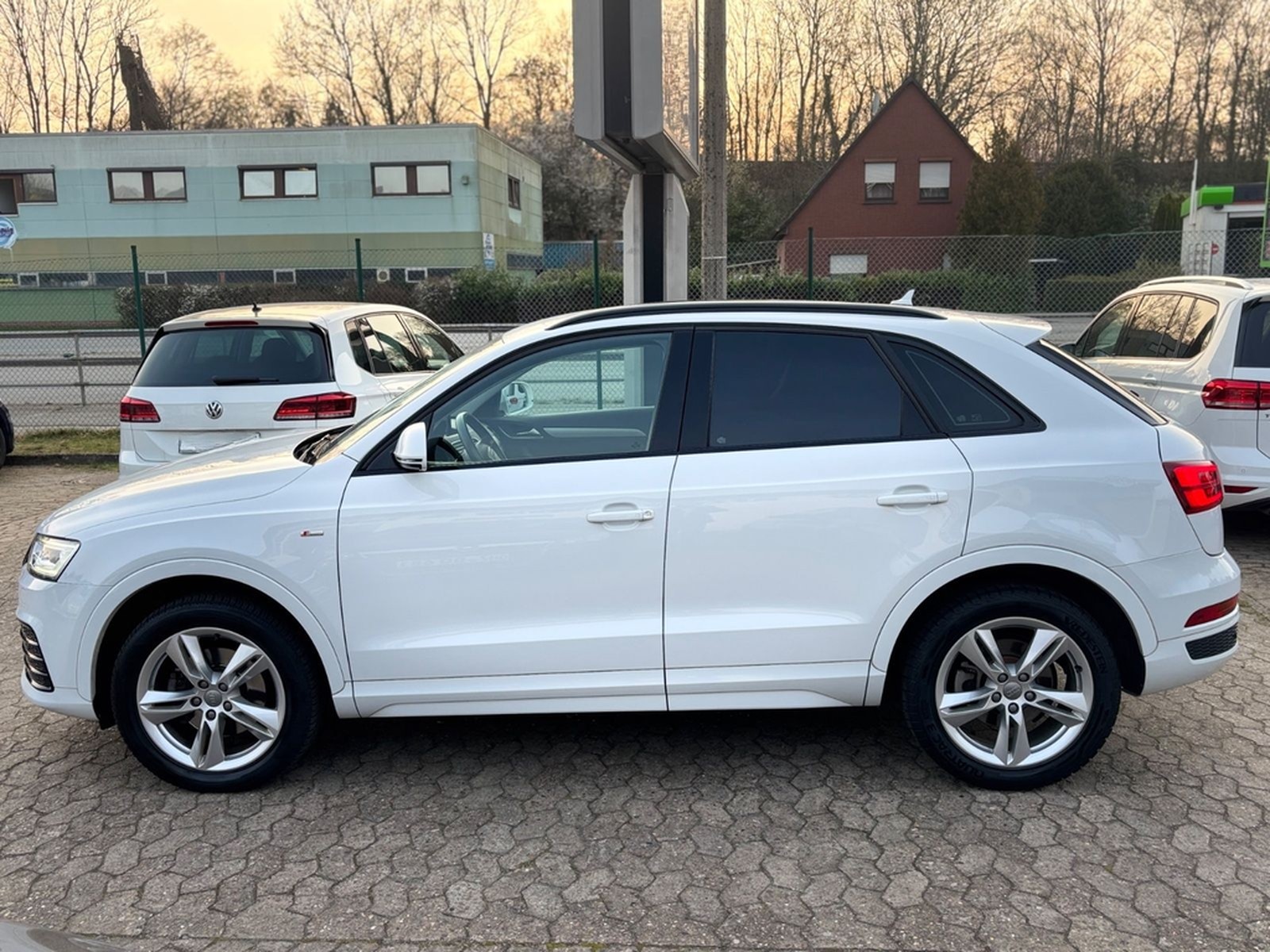 Audi Q3 S-Line*Quattro*Automatik*Scheckheft*90.000KM* foto 6