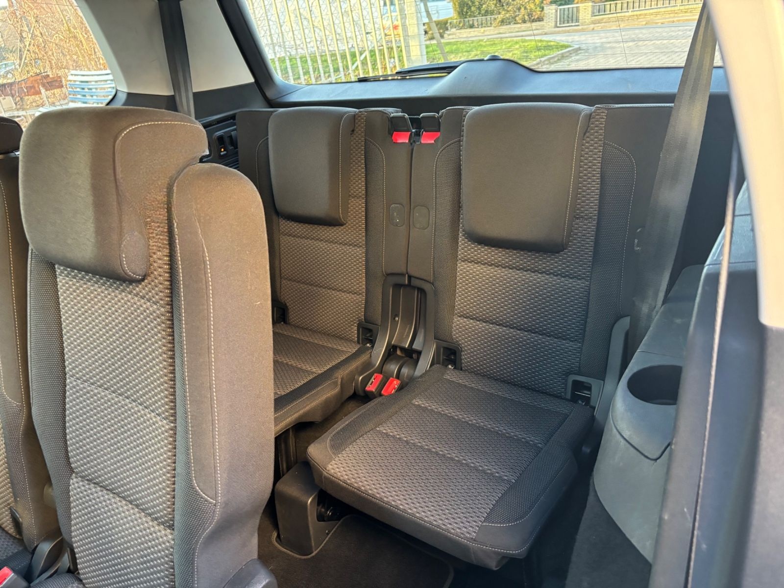 Volkswagen Touran Comfortline 7 Sitzer TÜV&AU NEU foto 11