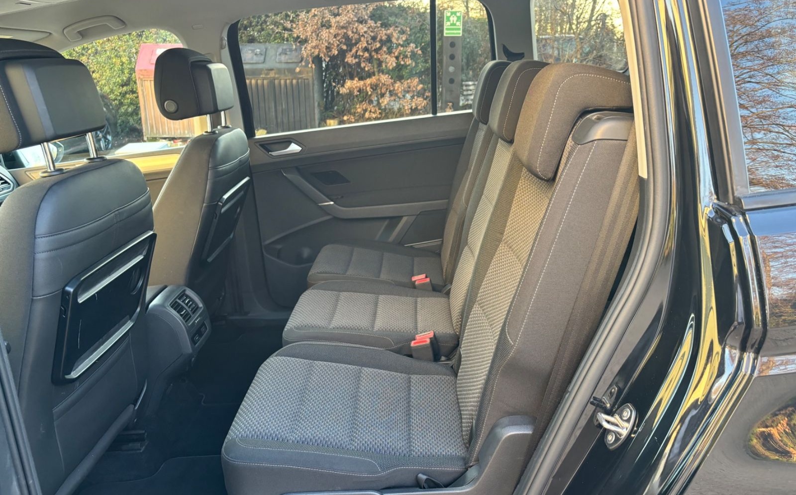 Volkswagen Touran Comfortline 7 Sitzer TÜV&AU NEU foto 13