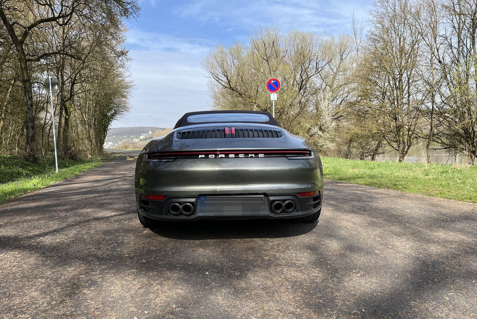Porsche 911 Carrera Cabrio "Sport Chrono" Leder trüffel foto 11