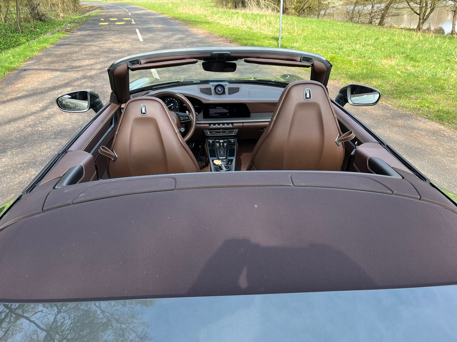 Porsche 911 Carrera Cabrio "Sport Chrono" Leder trüffel foto 15