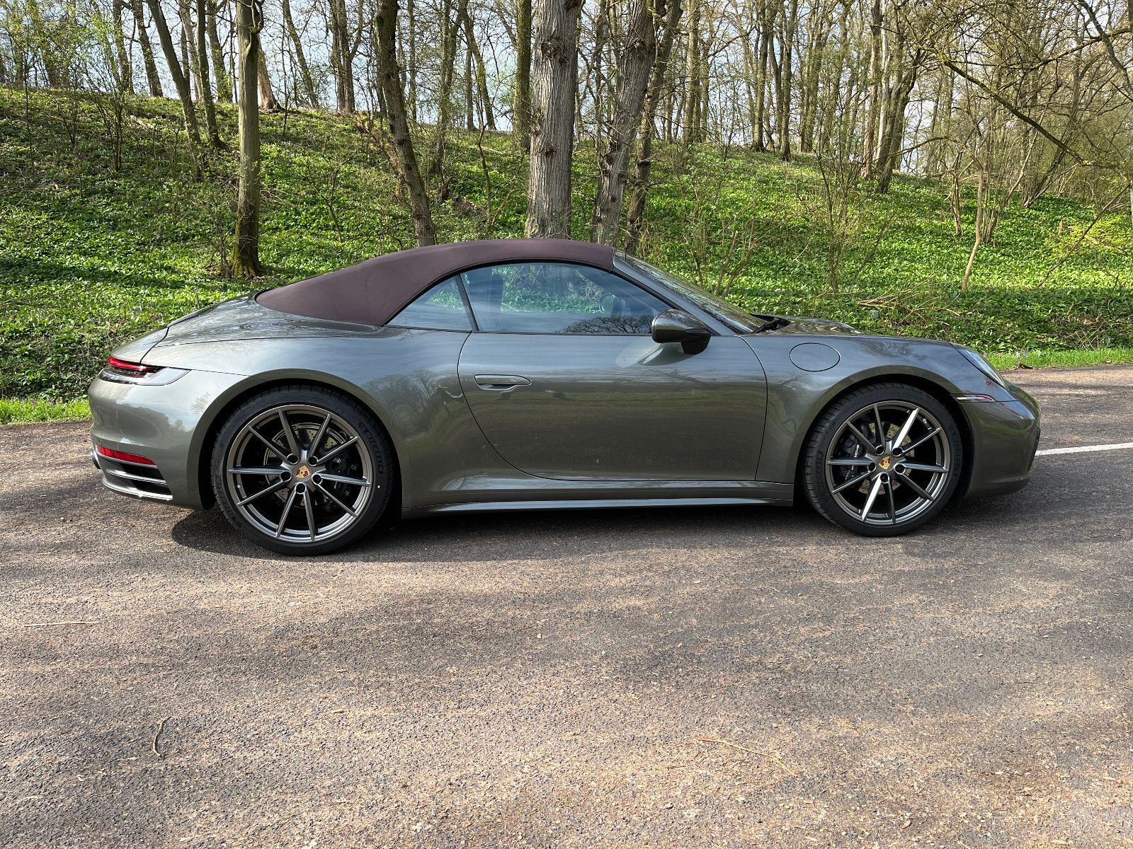 Porsche 911 Carrera Cabrio "Sport Chrono" Leder trüffel foto 7