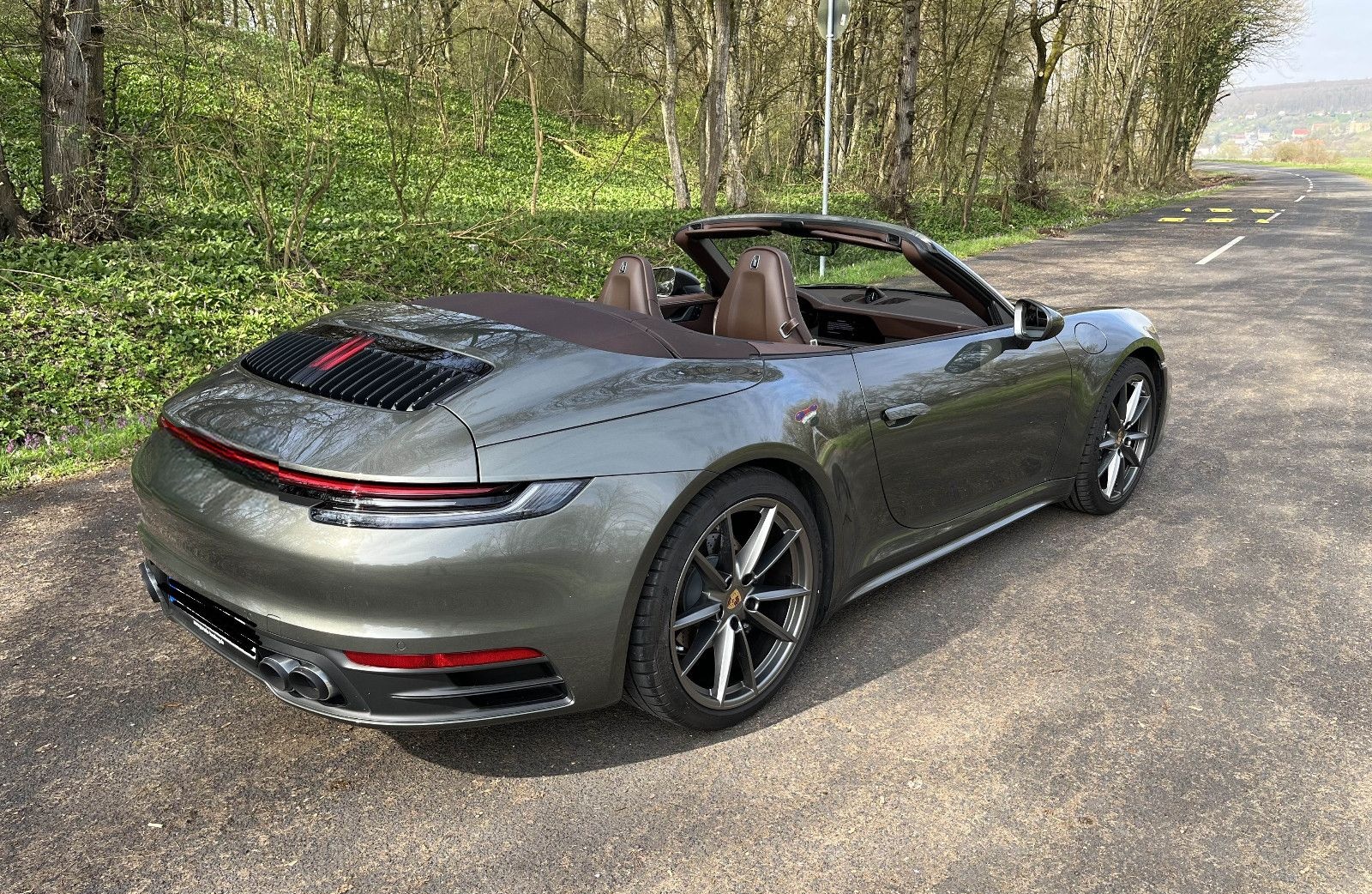 Porsche 911 Carrera Cabrio "Sport Chrono" Leder trüffel foto 8