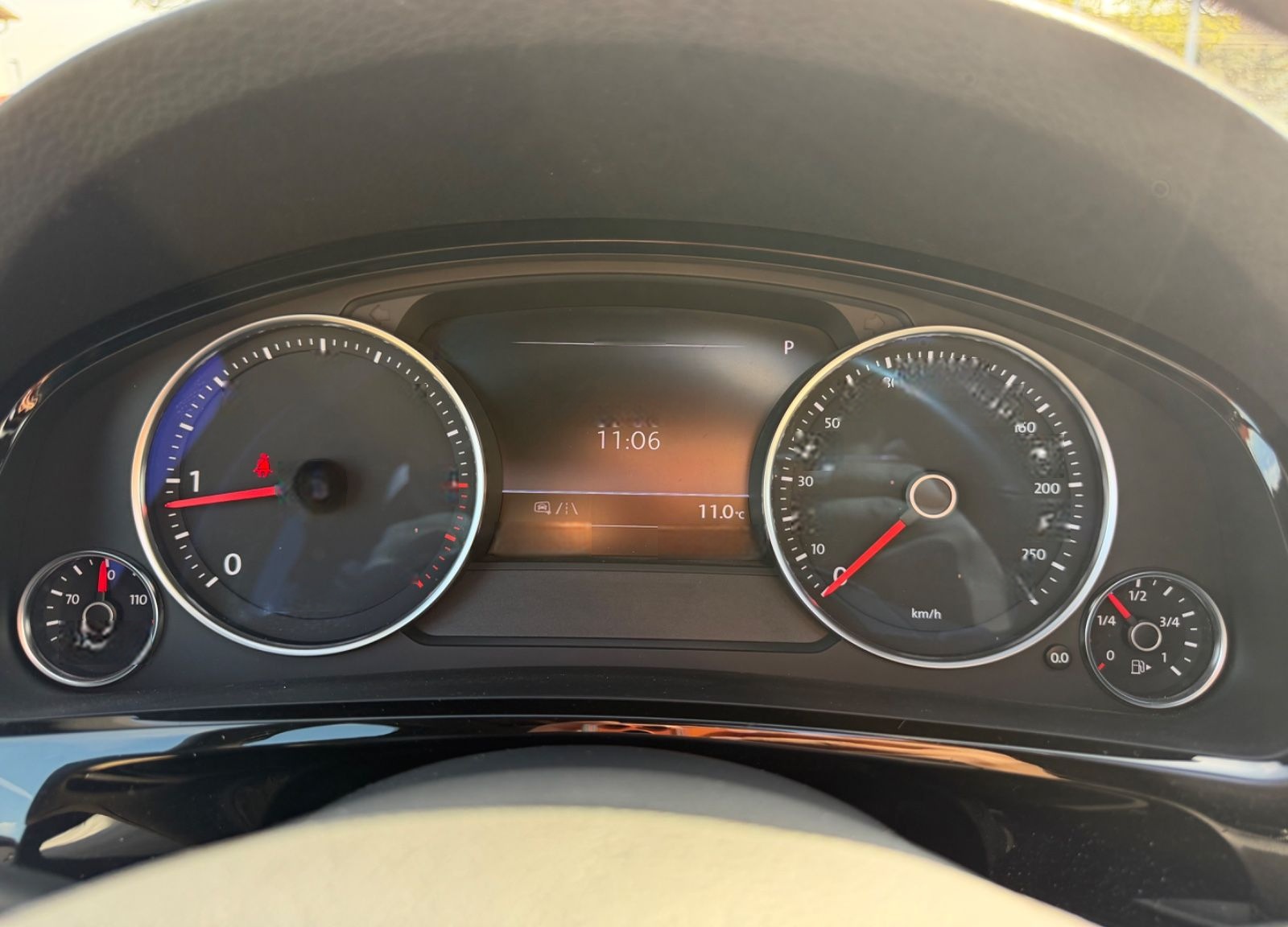 Volkswagen Touareg V6 TDI  69TKM Exclu.LUFT*PANO*360° foto 16