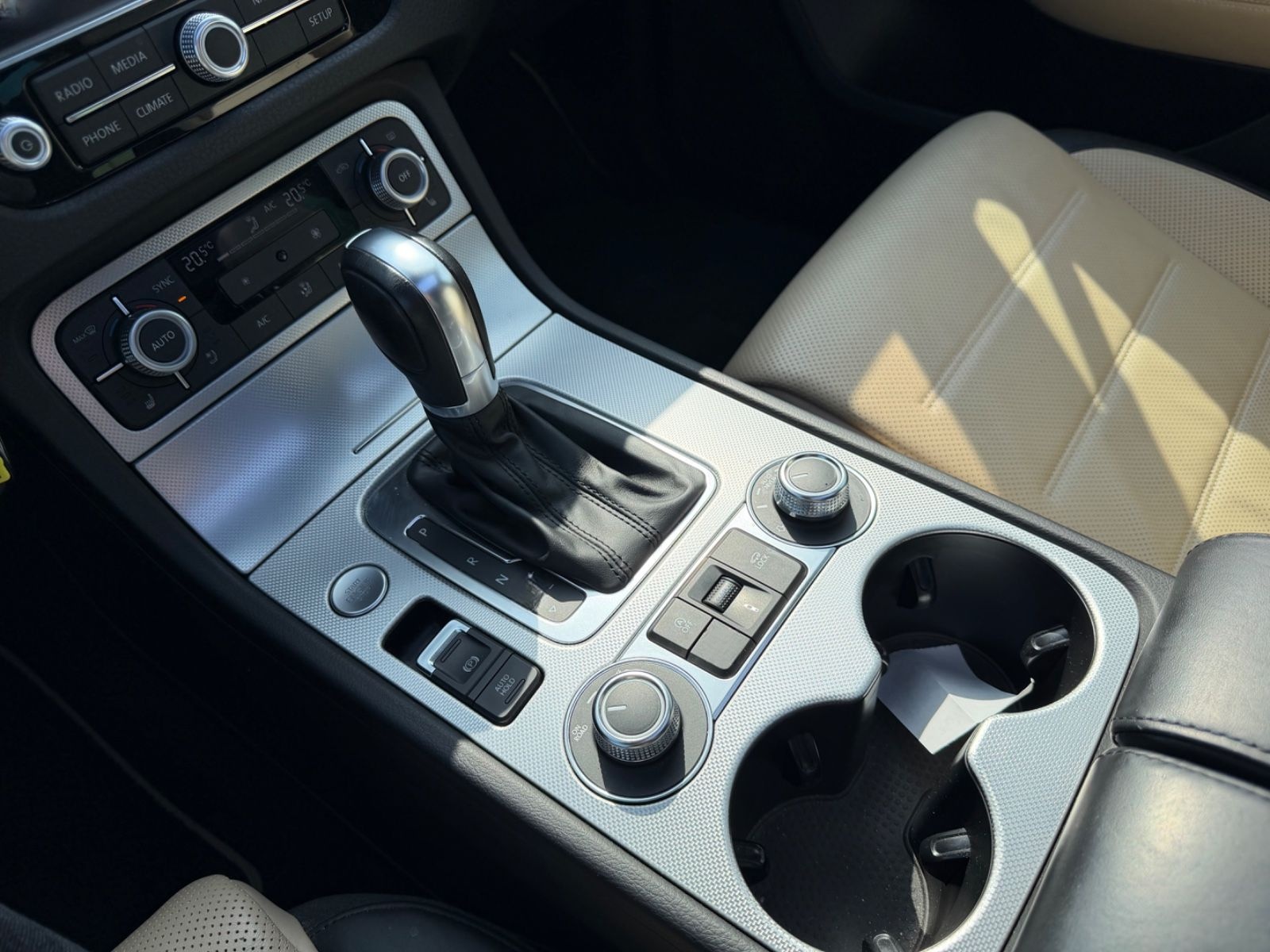 Volkswagen Touareg V6 TDI  69TKM Exclu.LUFT*PANO*360° foto 20