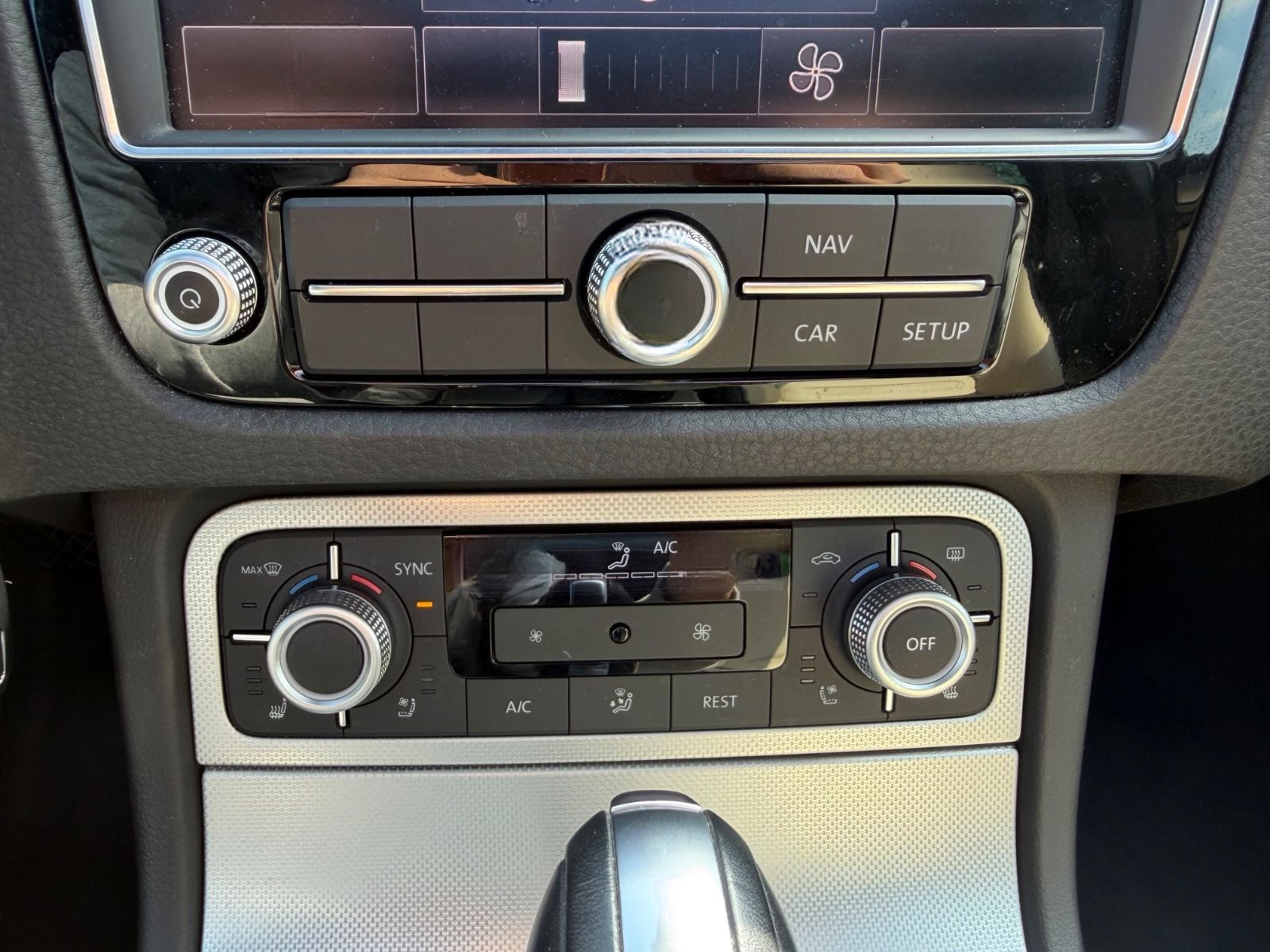 Volkswagen Touareg V6 TDI  69TKM Exclu.LUFT*PANO*360° foto 21