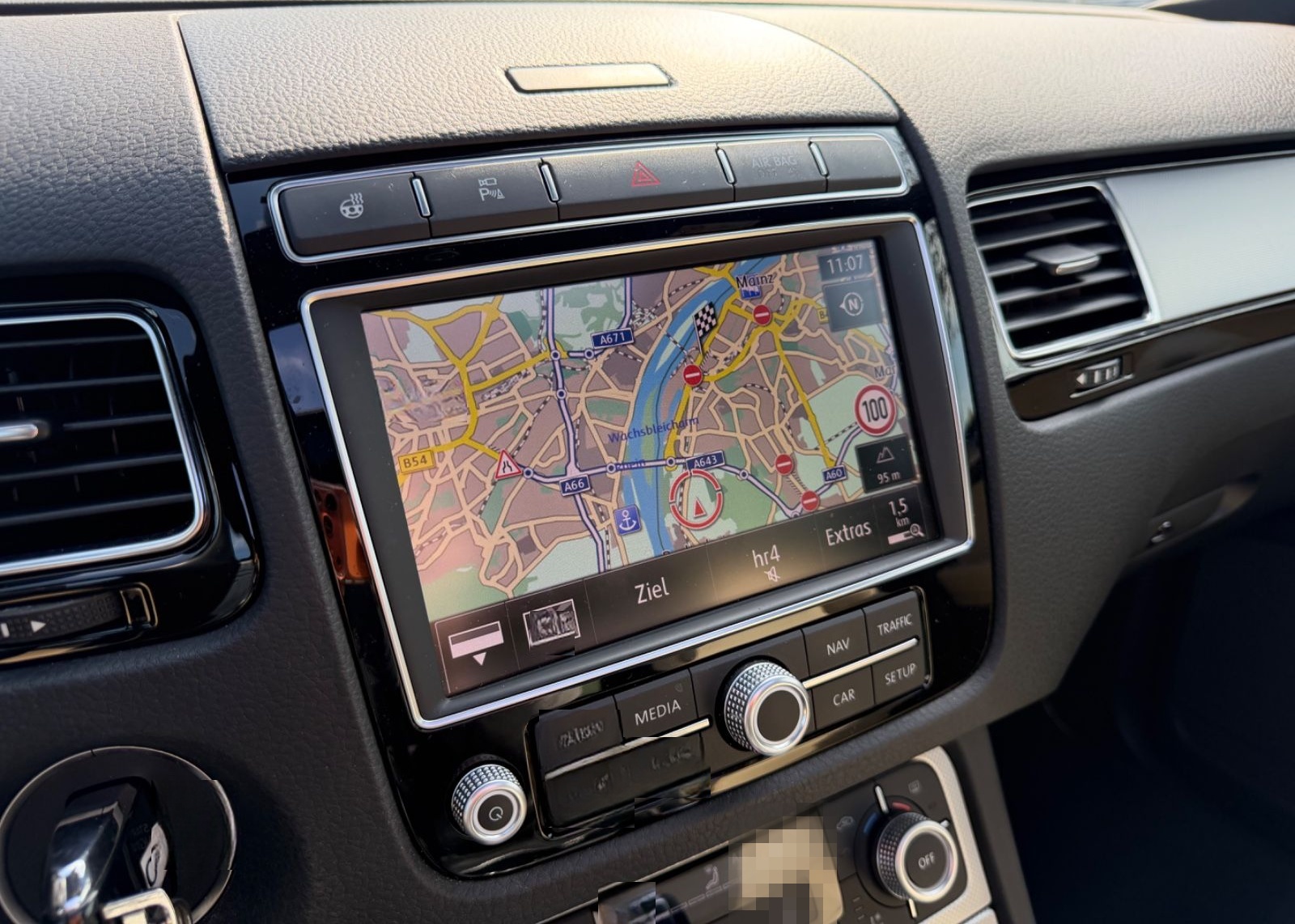 Volkswagen Touareg V6 TDI  69TKM Exclu.LUFT*PANO*360° foto 23